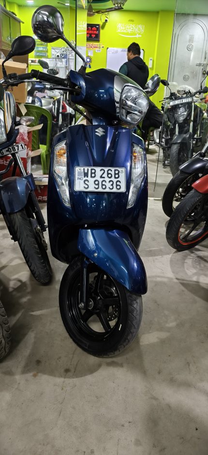 Scendhand scooty SUZUKI ACCESS 125